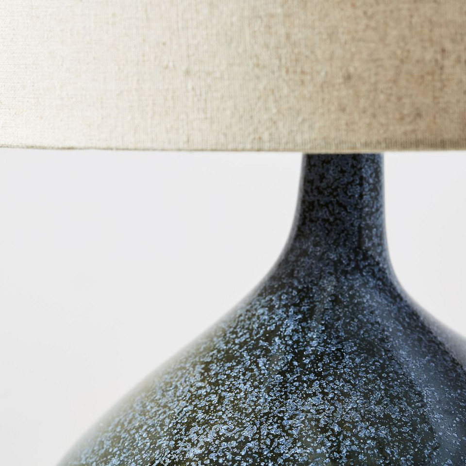 Asymmetry Ceramic Table Lamp (48 cm)