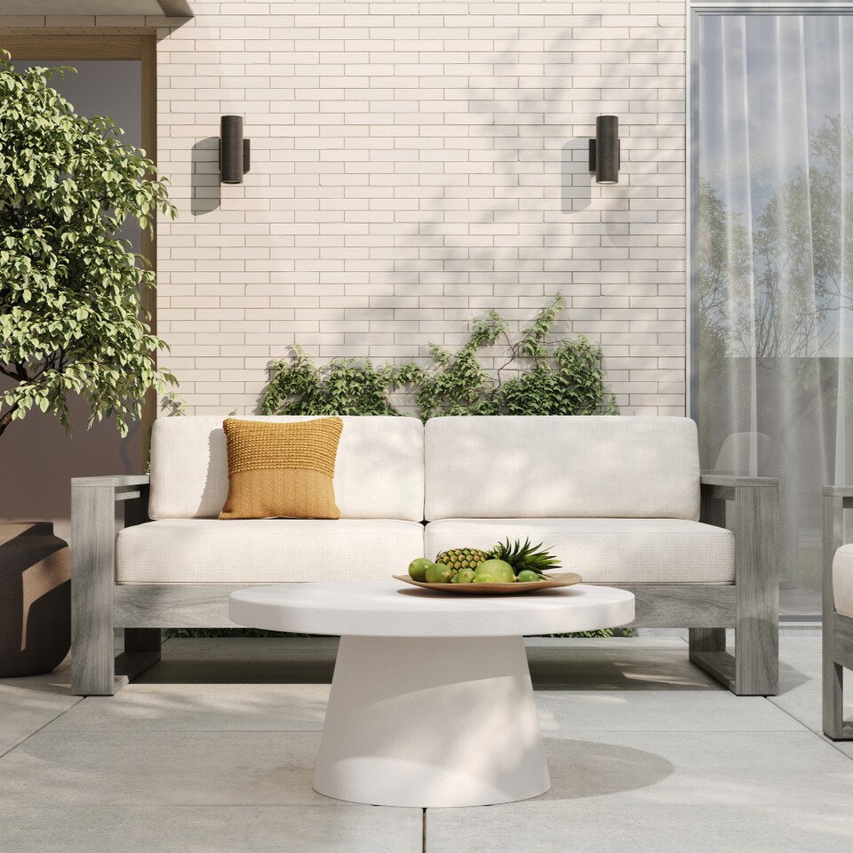 Concrete Pedestal Garden Round Coffee Table (81 cm)