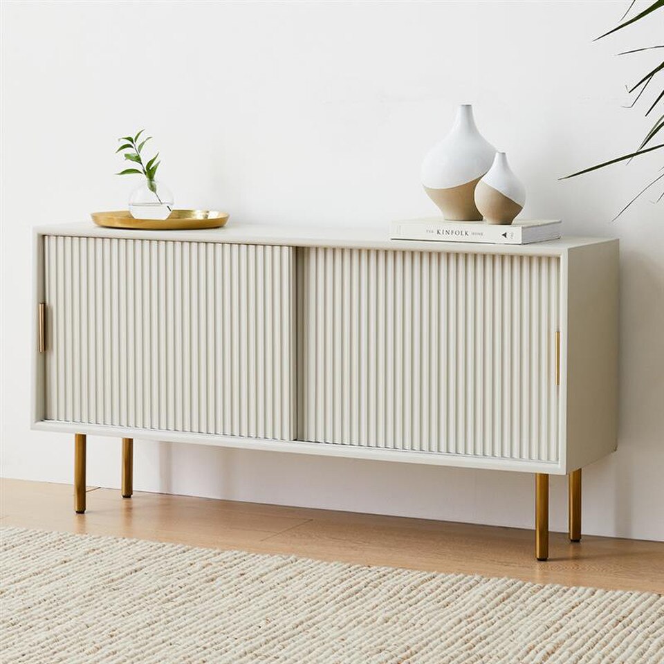 Quinn Shallow Media Console (122 cm)