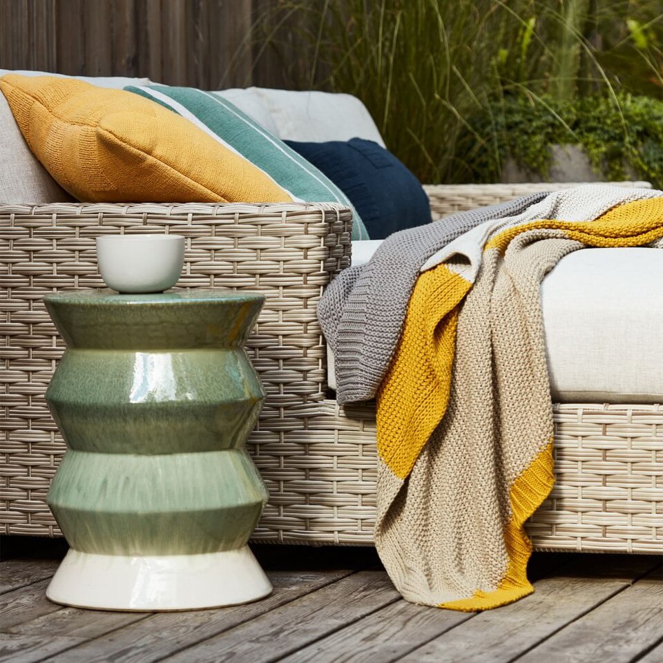 Cami Indoor/Outdoor Garden Ceramic Round Side Table (33 cm)