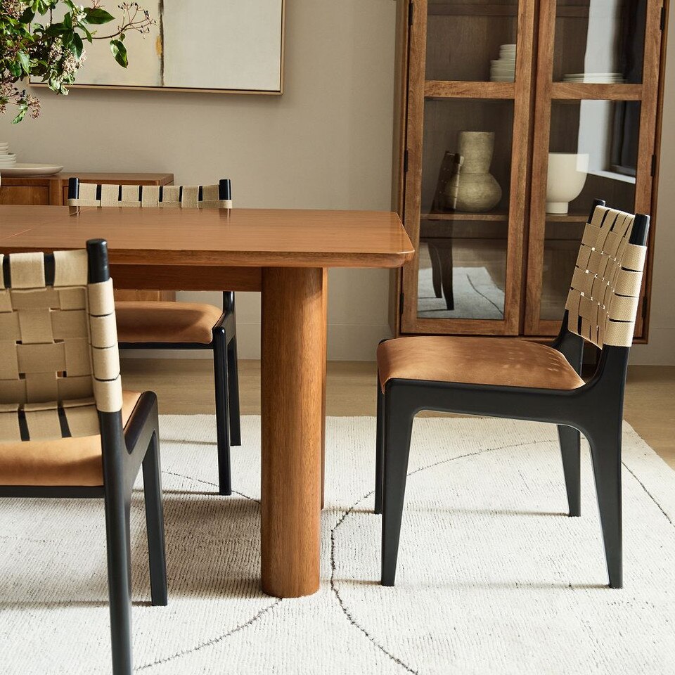 Branton Extendable Dining Table (163 cm - 213 cm)