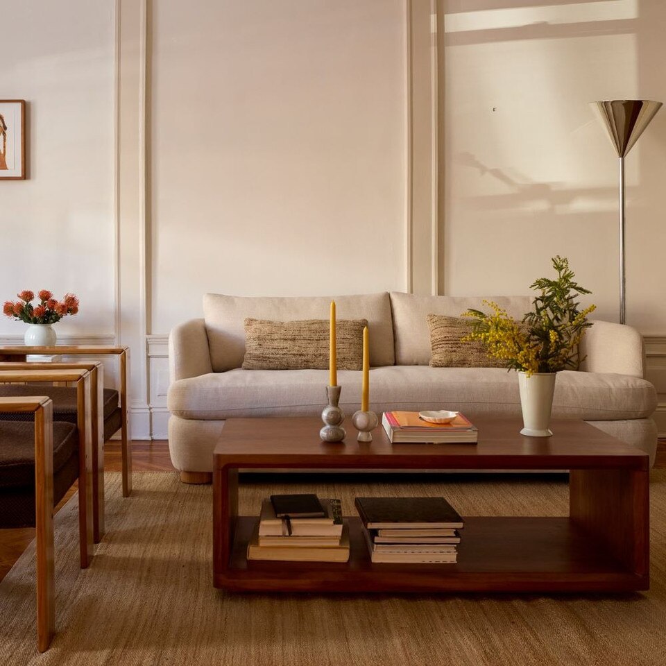 Calla Coffee Table (122 cm)