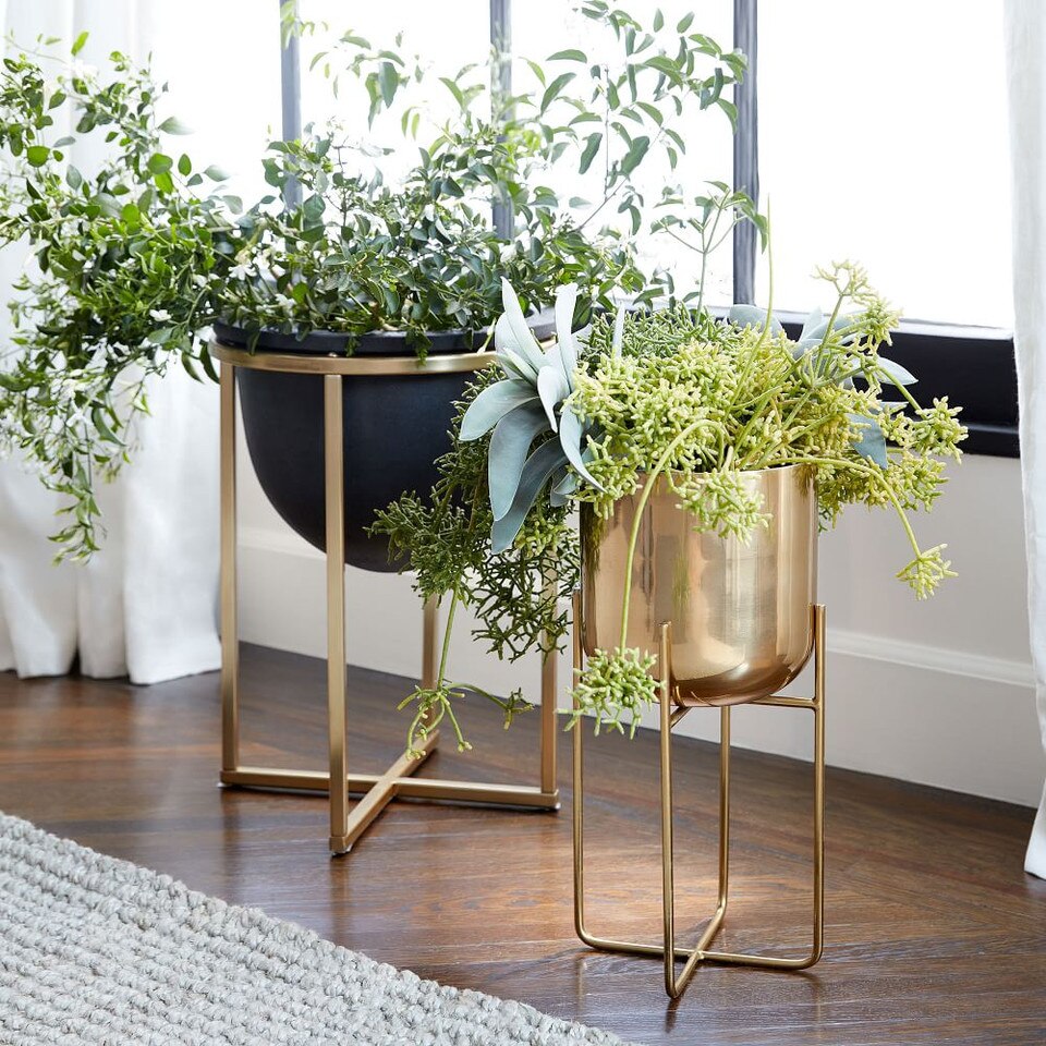 Eden Cross Base Standing Planter