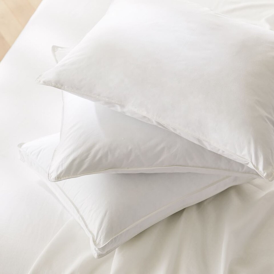 HydroCool® Cooling Down Alternative Pillow Insert