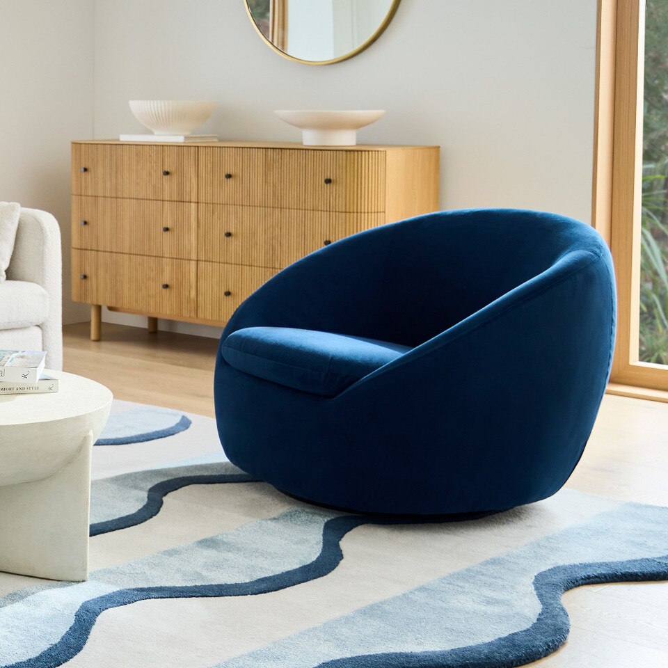 Cosy Swivel Armchair