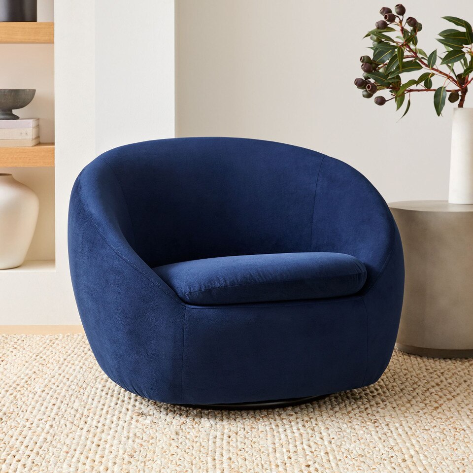 Cosy Swivel Armchair