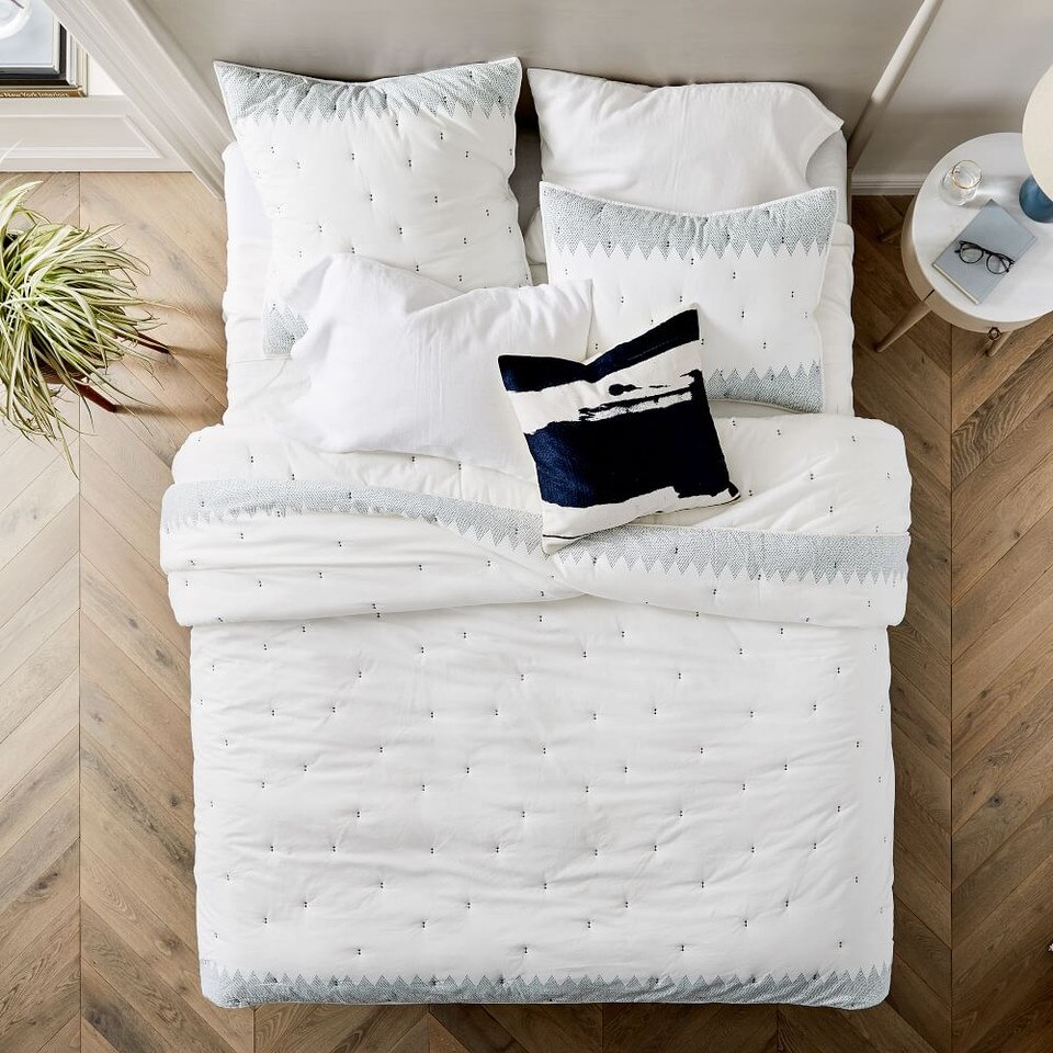 Criss Cross Stitch Bedspread & Pillowcases