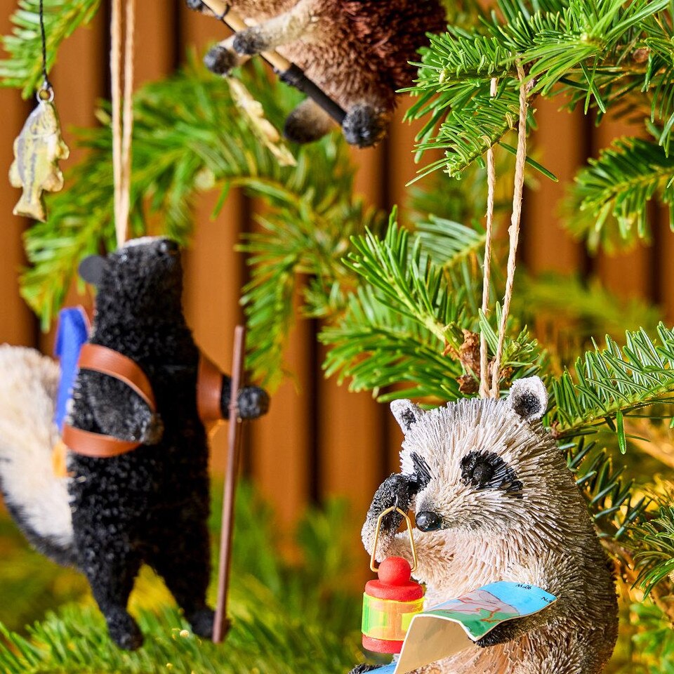 Dapper Bottlebrush Camping Baubles
