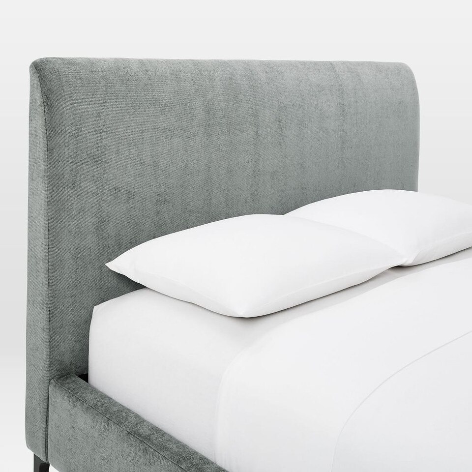 Andes Deco Upholstered Bed