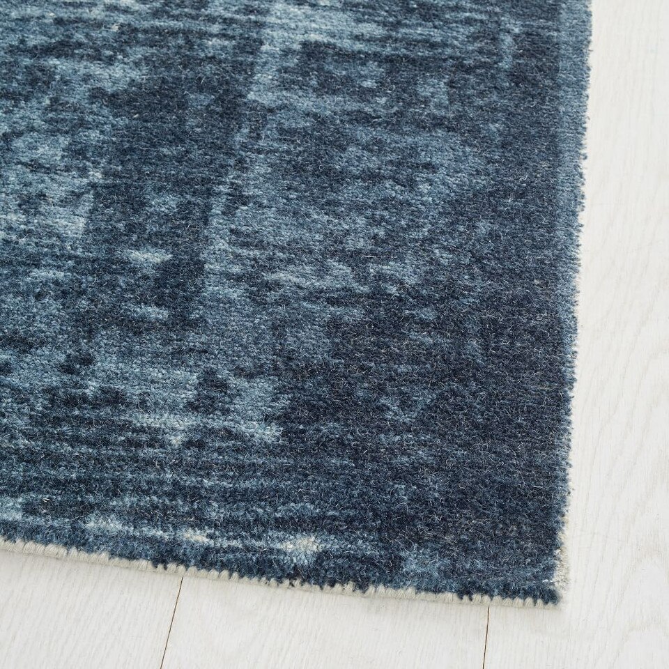Distressed Arabesque Wool Rug