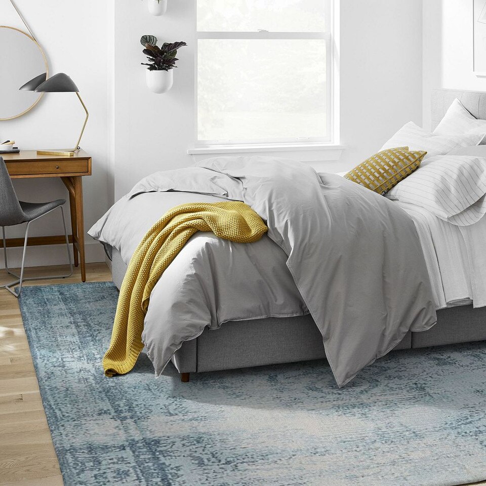 Distressed Arabesque Wool Rug
