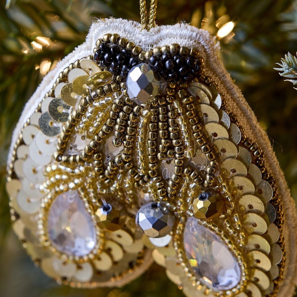 Embroidered Resting Bee Bauble