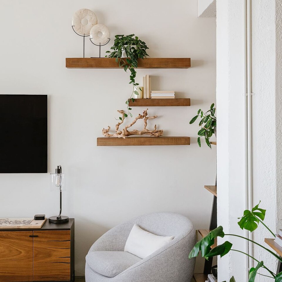 Emmerson® Reclaimed Wood Floating Wall Shelves (61 cm - 122 cm)