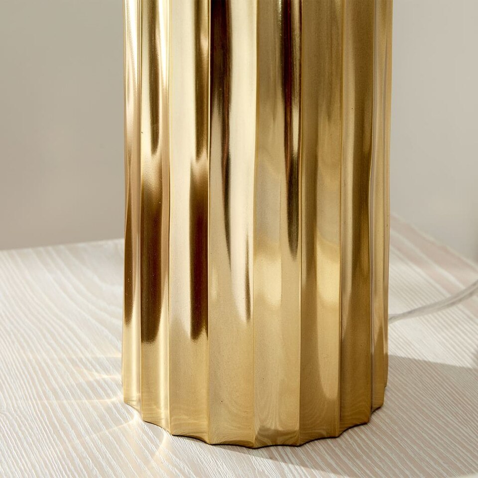 Foundational Metal Table Lamp (49 cm - 79 cm)