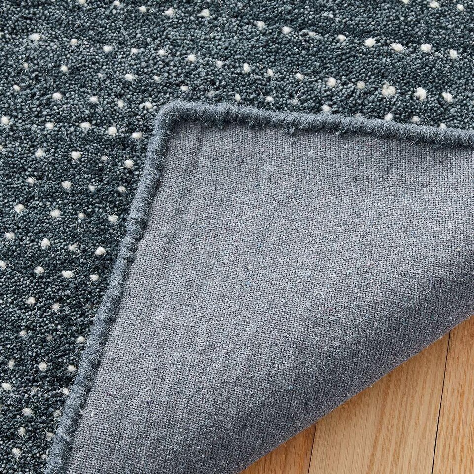 Graduated Dot Rug