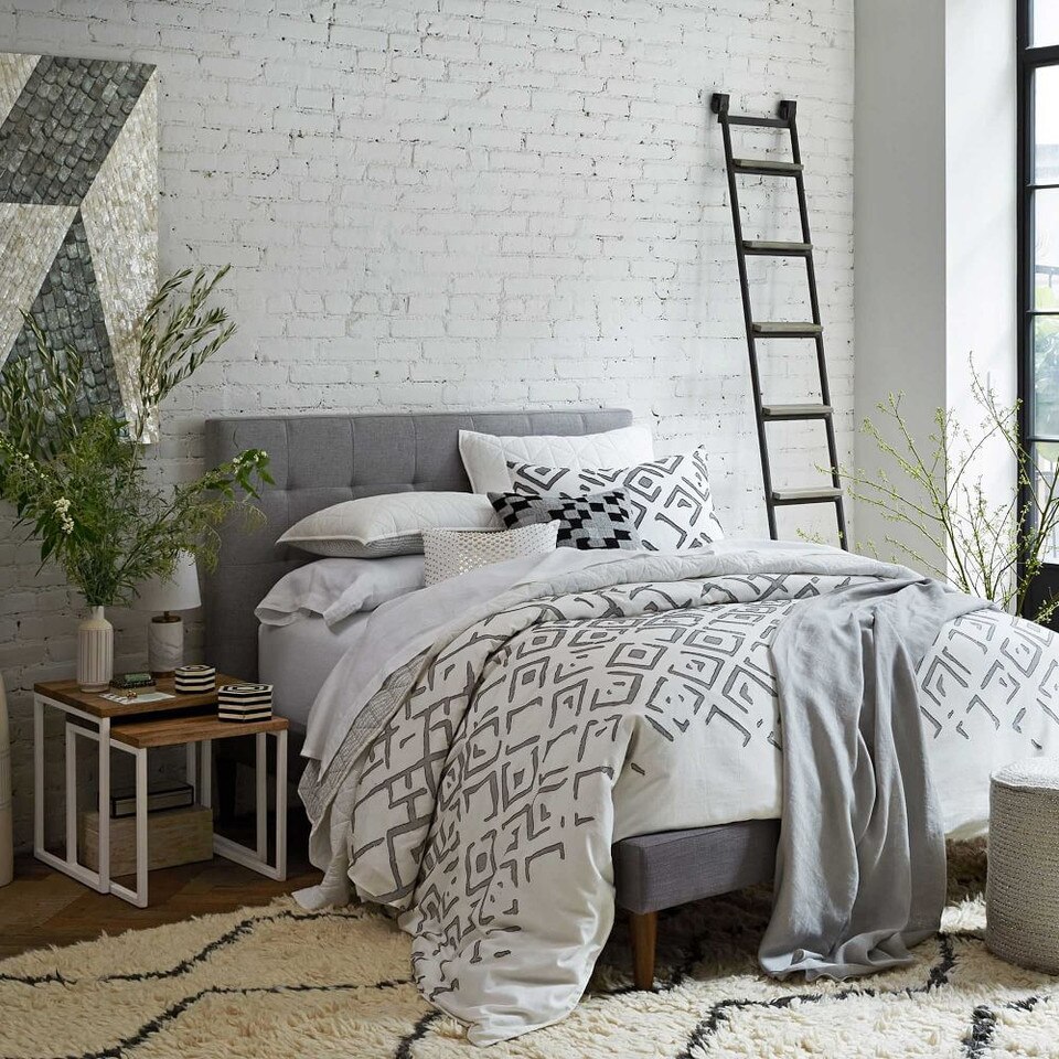 Grid-Tufted Upholstered Tapered Leg Bed
