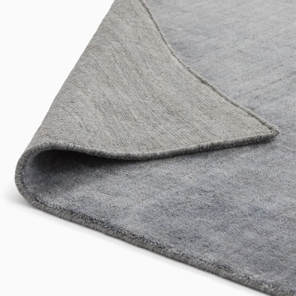 Hand-Loomed Shine Rug- Grey