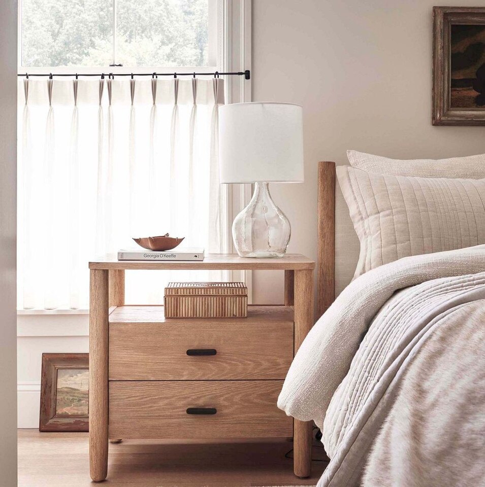 Hargrove Bedside Table (74 cm)