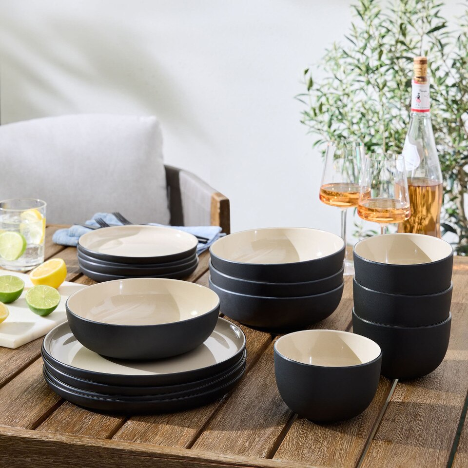 Kaloh Stoneware Pasta Bowls