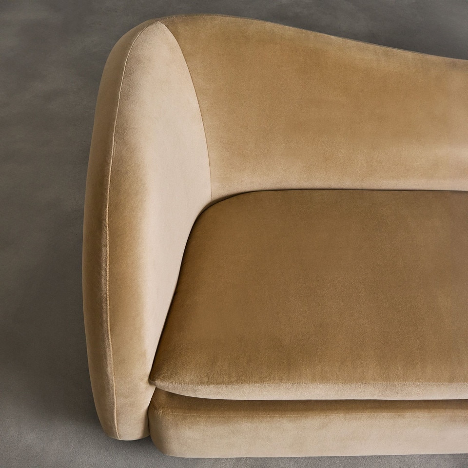 Kaufman Sofa (218 cm)