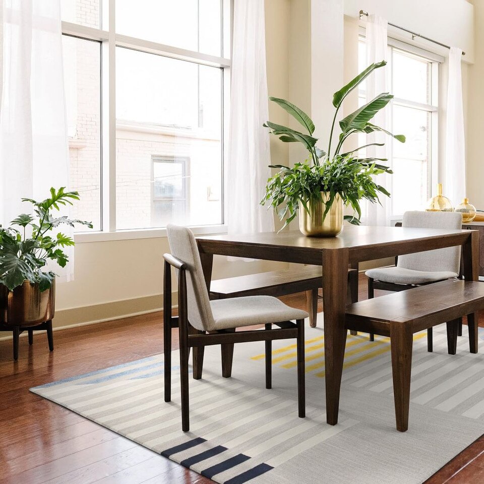 Kista Rug