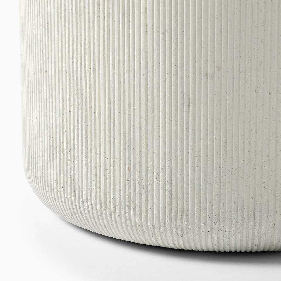 Kos Indoor/Outdoor Garden Concrete Side Table (46 cm)