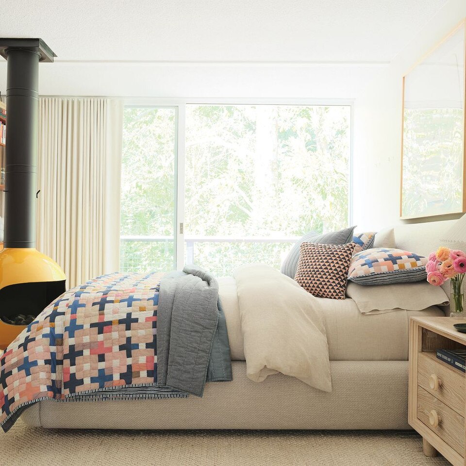 Laurent Bed