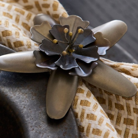 Metal Floral Napkin Ring Sets