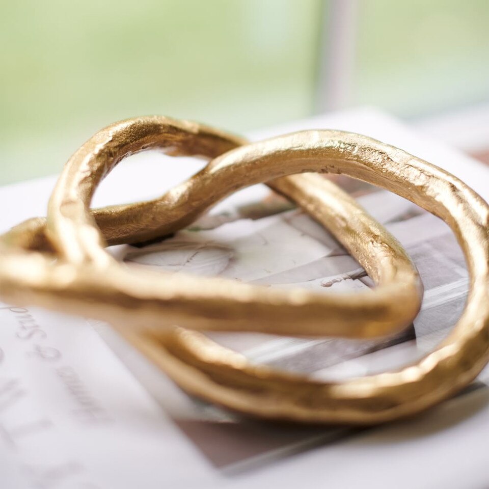 Metal Loop Objects – Brass Finish