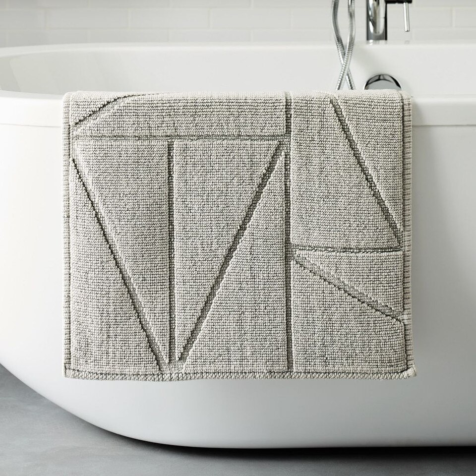 Organic Triangle Sculpted Bath Mat