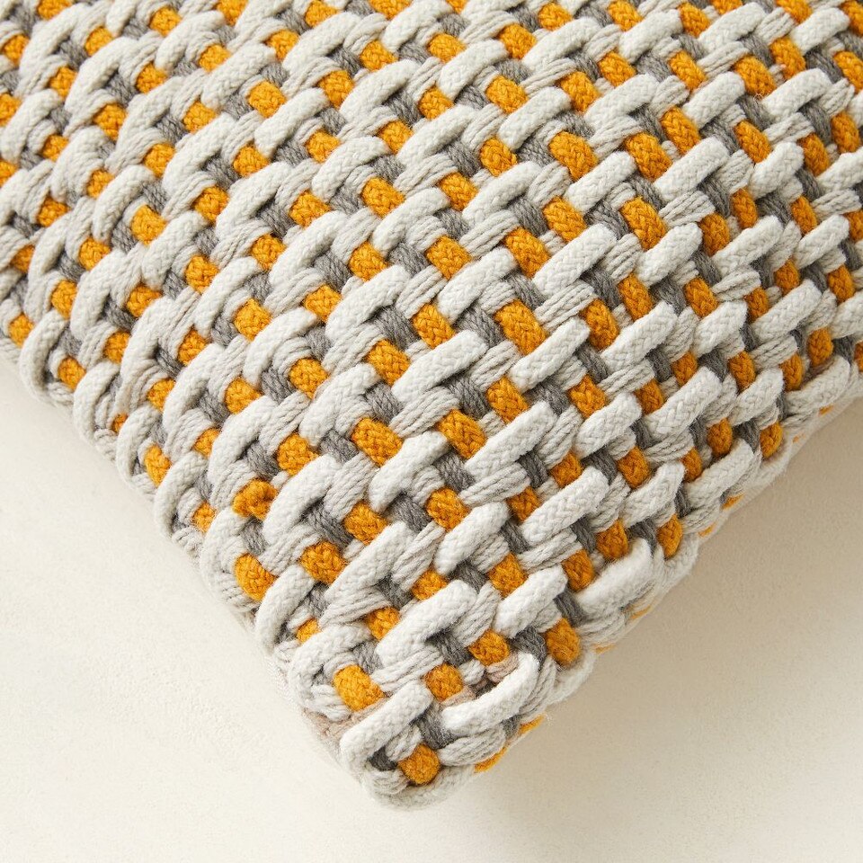 Basketweave Indoor/Outdoor Cushion