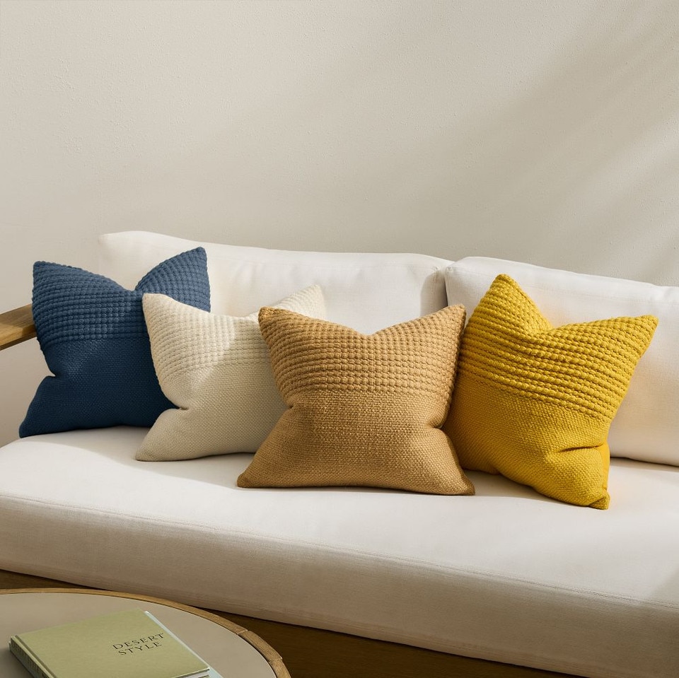 Outdoor Bubble Corded Cushion