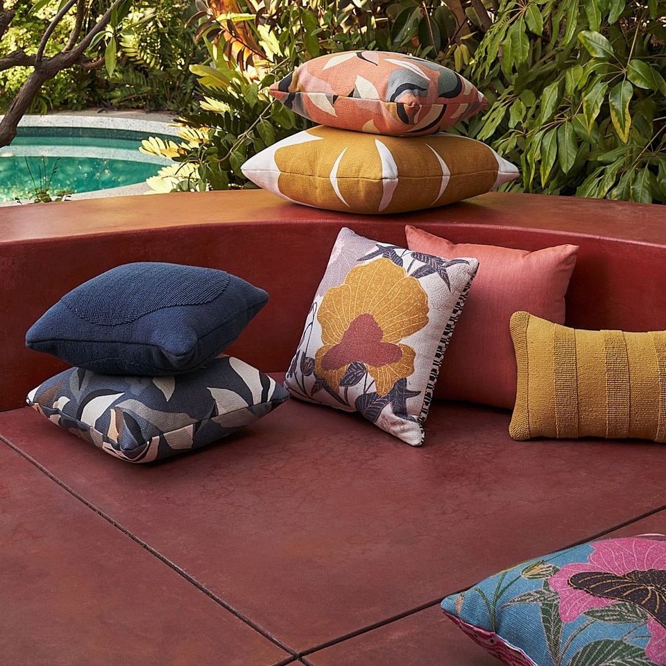 Modern Form Indoor/Outdoor Cushion