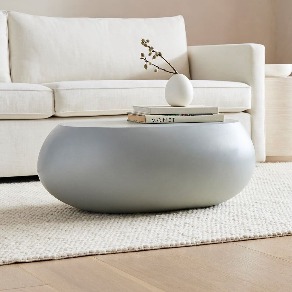 Pebble Indoor/Outdoor Garden Oval Coffee Table (91 cm)