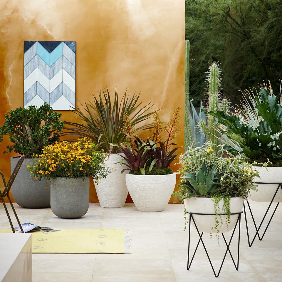 Radius Ficonstone Indoor/Outdoor Planters