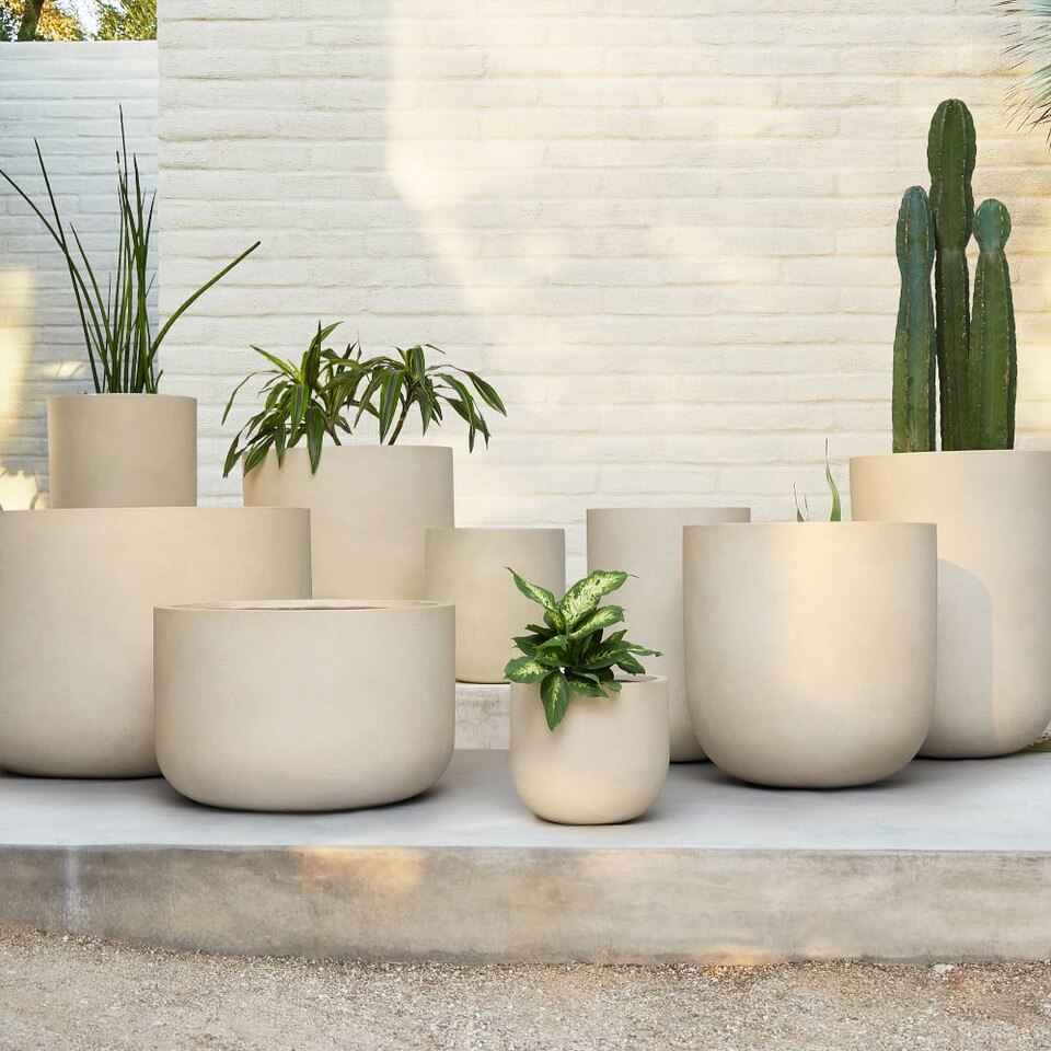Radius Ficonstone Indoor/Outdoor Planters