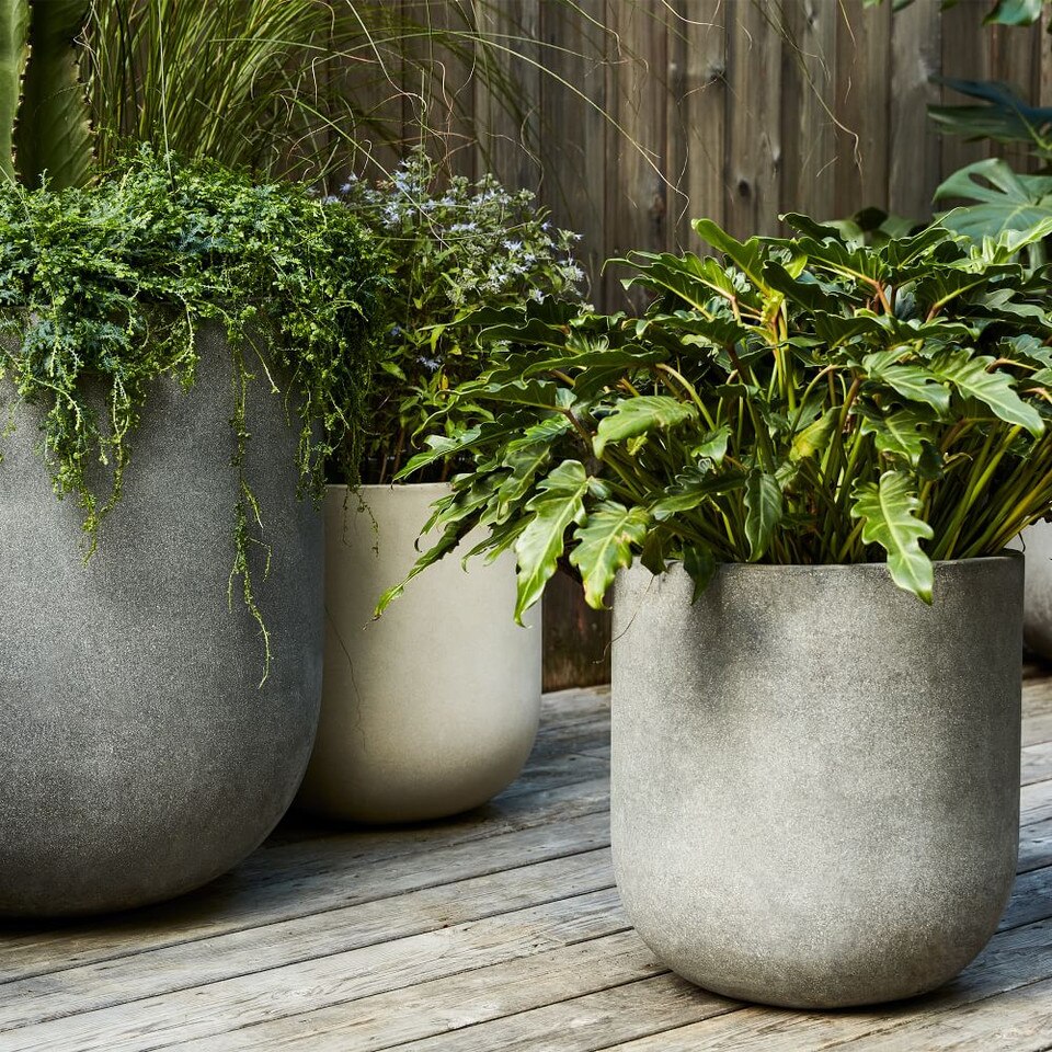 Radius Ficonstone Indoor/Outdoor Planters