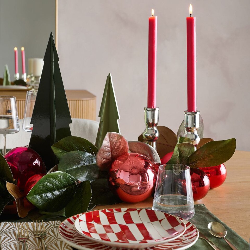 Red Geo Stoneware Dinner Plate