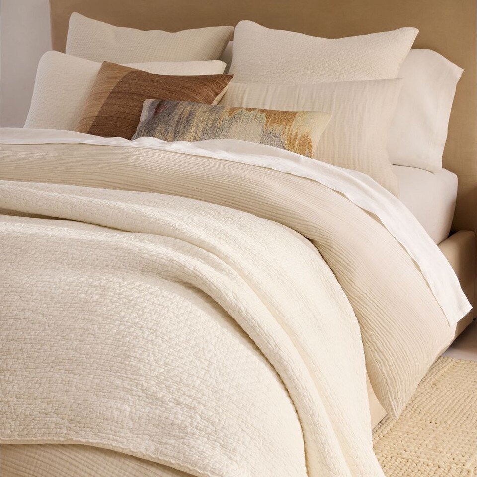 Reflections Matelasse Bedspread & Pillowcases