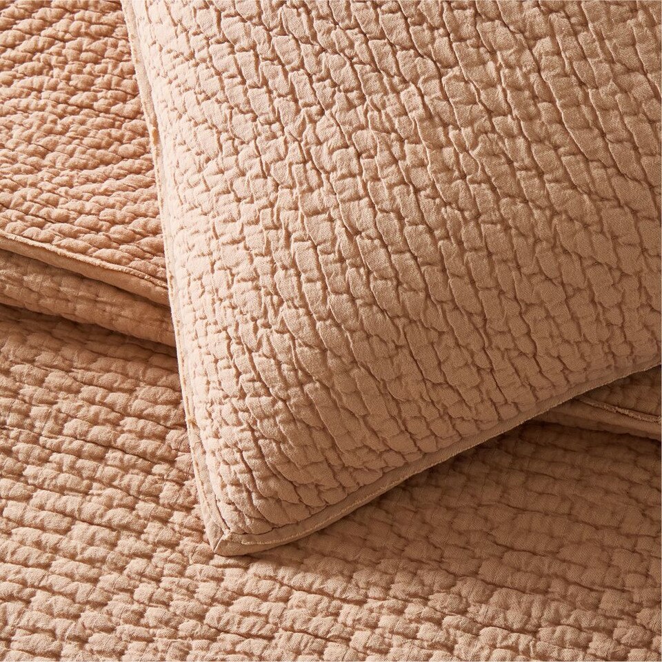 Reflections Matelasse Bedspread & Pillowcases