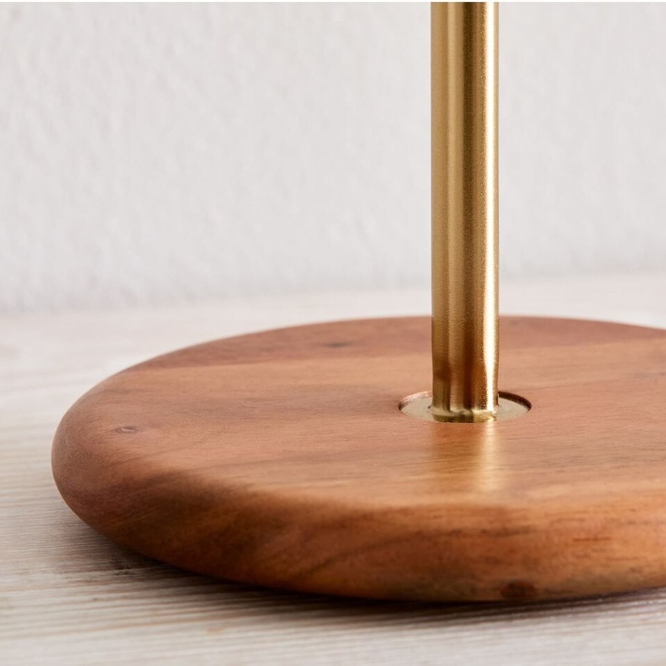 Reid Paper Towel Holder