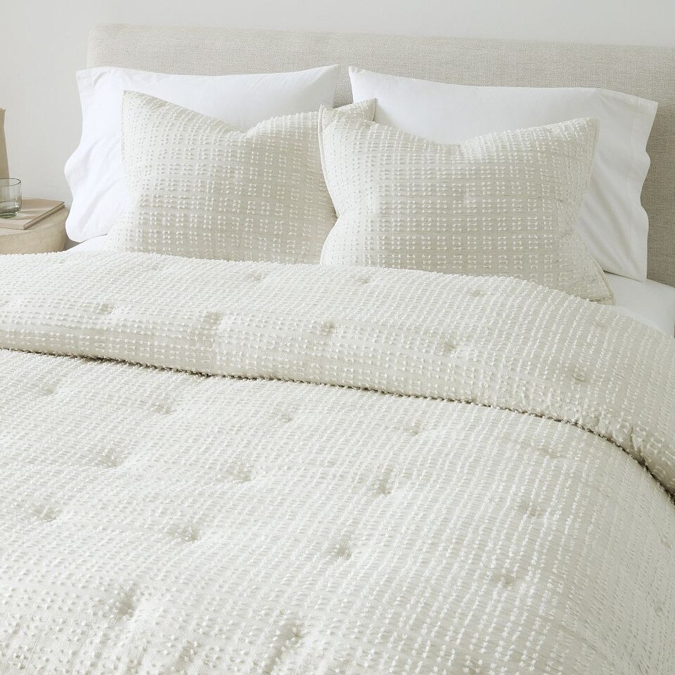 Rey Textured Bedspread & Pillowcases