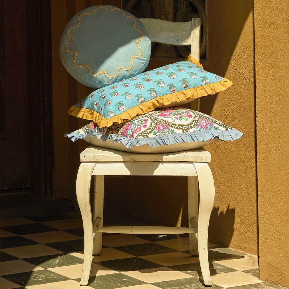 RHODE Wiggle Round Cushion