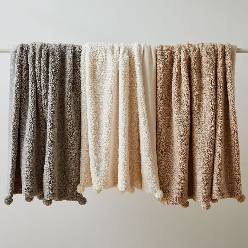 Sherpa Pom Pom Throw