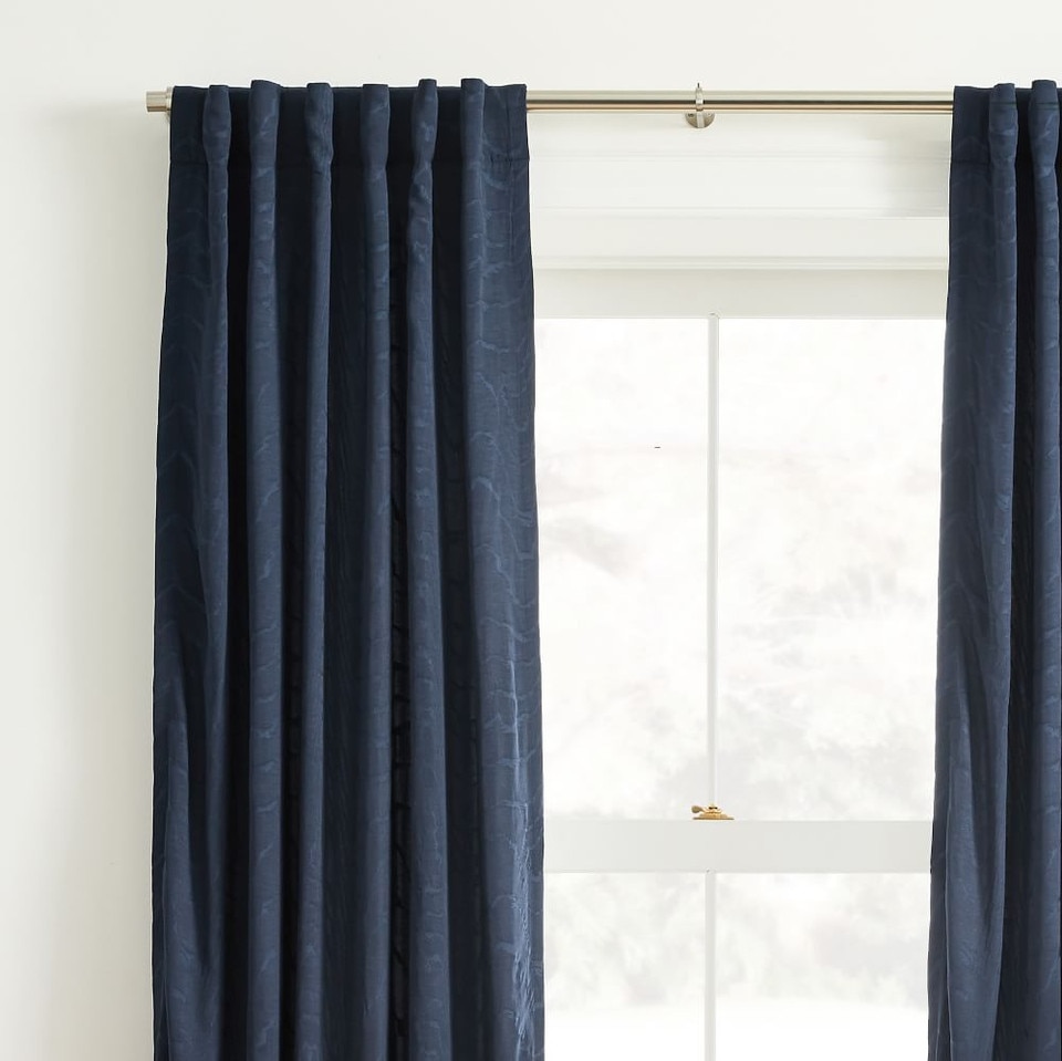 Simple Metal Rod - Brushed Nickel