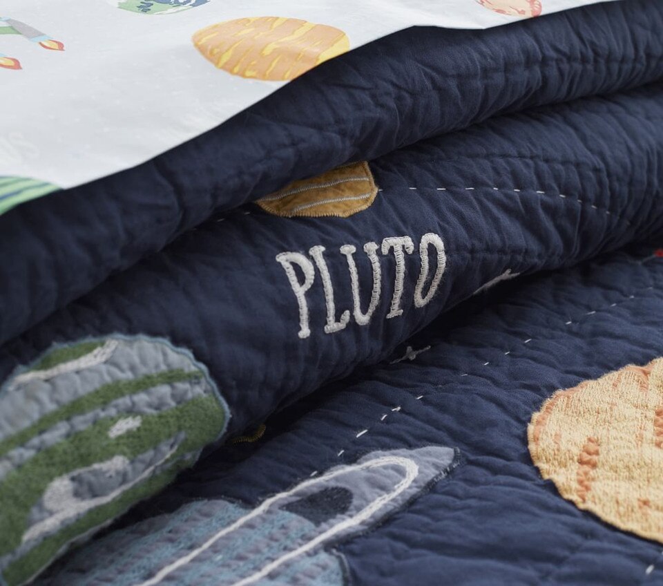 Solar System Glow-in-the-Dark Bedspread