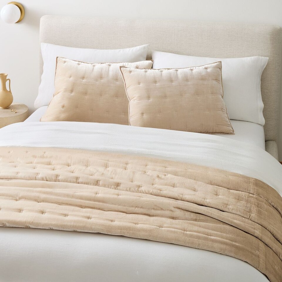 Lush Velvet Tack Stitch Bedspread & Pillowcases