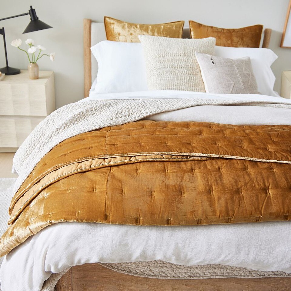 Lush Velvet Tack Stitch Bedspread & Pillowcases
