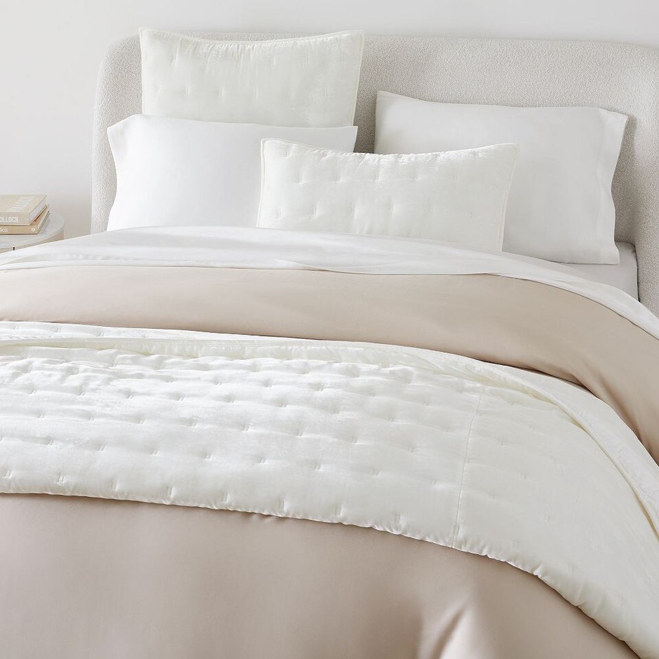 Lush Velvet Tack Stitch Bedspread & Pillowcases