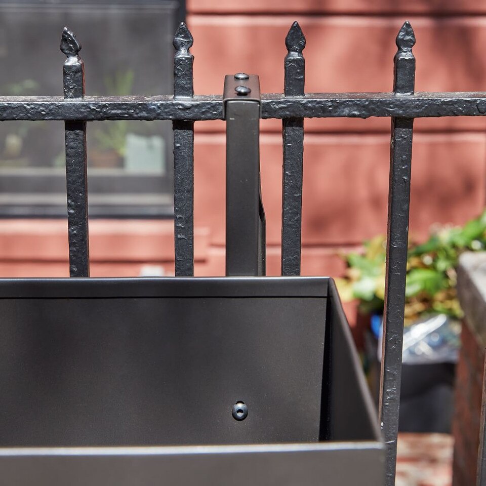 Streamline Railing Planter